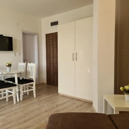 Apartment Mida