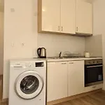 Mida Apartment Obzor